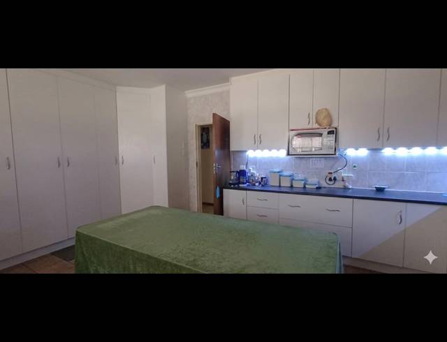 3 BEDROOM HOUSE SOLD IN MEYERTON CENTRAL